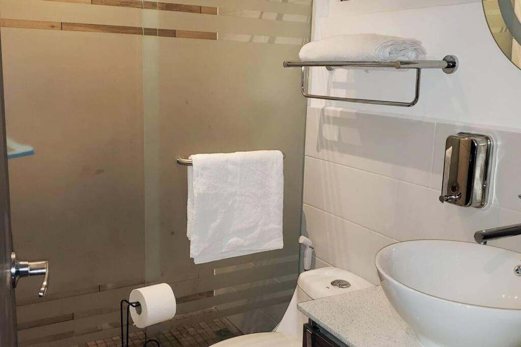 Torre Pamplona 409 -Nuevo Y Comodo- Apartamento Гватемала Экстерьер фото